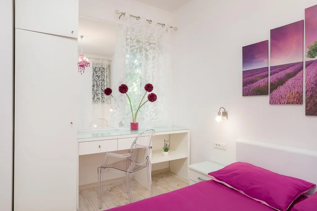 My Place Apartments De Luxe スプリト クロアチア